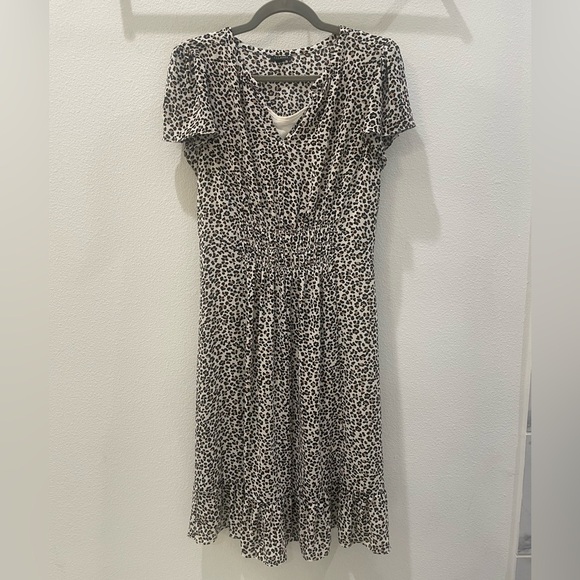 TALBOTS LEOPARD FLUTTER SLEEVE A-LINE DRESS - Picture 5 of 9